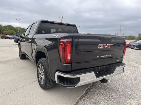 Used 2025 GMC Sierra 1500 SLT image 5