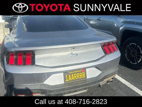 Used 2024 Ford Mustang Coupe RWD image 2
