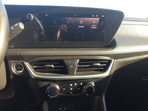 Used 2024 Buick Encore GX Preferred image 14