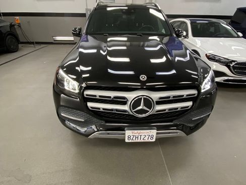 Used 2022 Mercedes-Benz GLS 450 4MATIC image 2