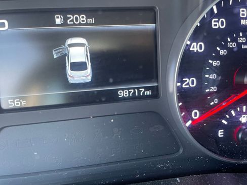 Used 2023 Kia Forte LXS image 38