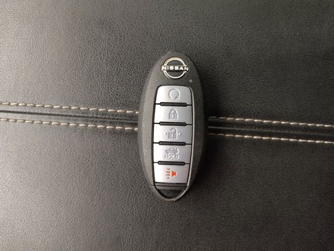 Used 2025 Nissan Altima 2.5 S FWD image 32