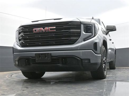 Used 2023 GMC Sierra 1500 Elevation image 41