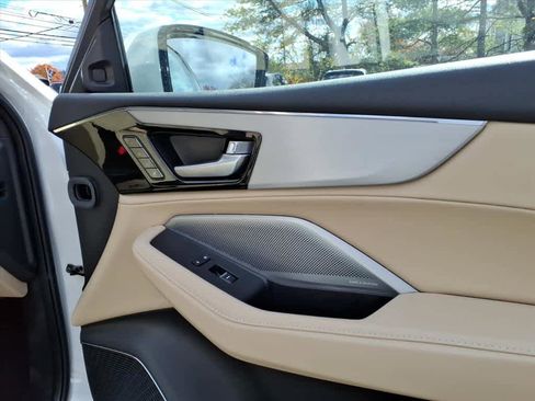Certified 2026 Acura MDX SH-AWD w/ Technology Package image 12