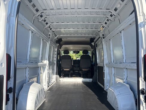 Used 2023 RAM ProMaster 2500 image 16