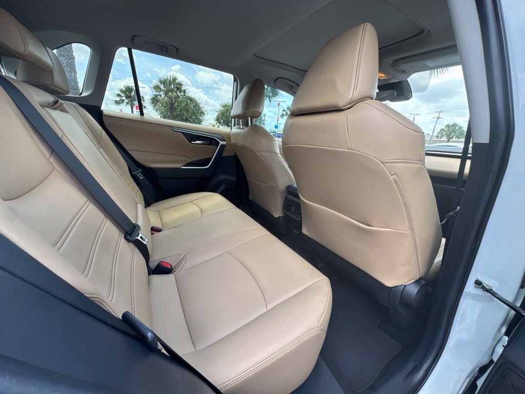 Used 2021 Toyota RAV4 XLE Premium FWD image 20