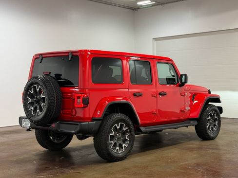 Used 2024 Jeep Wrangler Unlimited Sahara w/ Safety Group AWD/4WD image 23