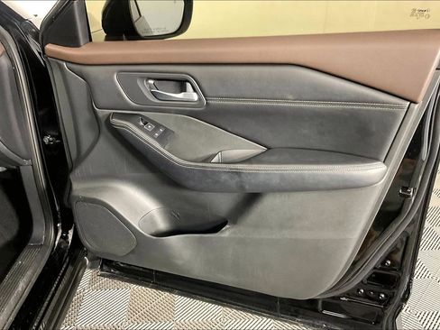 Used 2022 Nissan Rogue SL w/ SL Premium Package FWD image 22