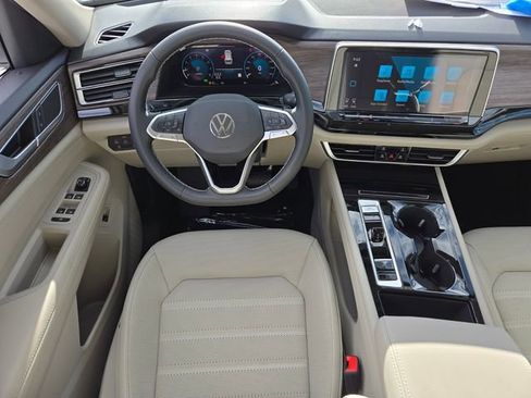 New 2026 Volkswagen Atlas SEL image 9