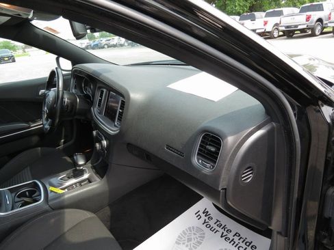 Used 2022 Dodge Charger GT w/ Driver Convenience Group image 33