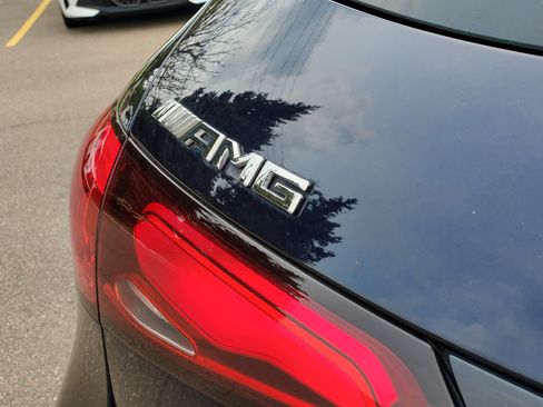 Used 2024 Mercedes-Benz GLC 43 AMG 4MATIC image 35