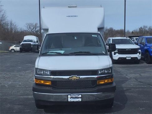 New 2025 Chevrolet Express 3500 w/ Power Convenience Package image 2