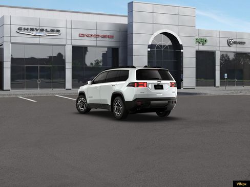 New 2026 Jeep Cherokee Laredo image 5