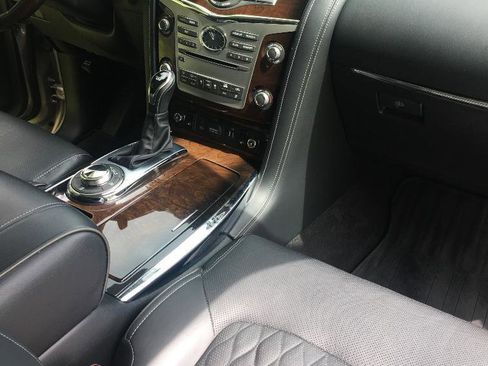 Used 2018 INFINITI QX80 4WD w/ Deluxe Technology Package image 18