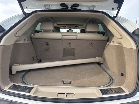 Used 2013 Cadillac SRX Luxury image 28