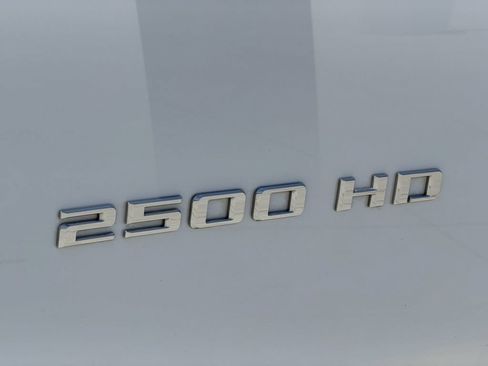 Used 2024 Chevrolet Silverado 2500 LTZ w/ LTZ Convenience Package AWD/4WD image 12
