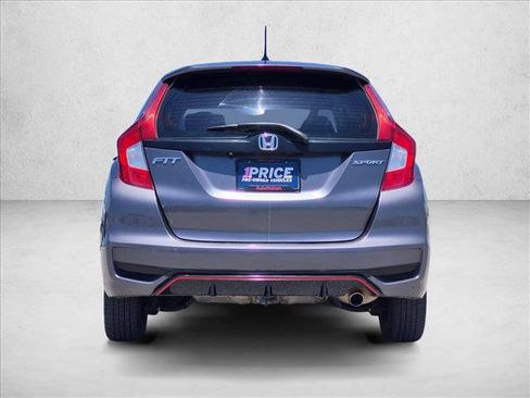 Used 2018 Honda Fit Sport image 6