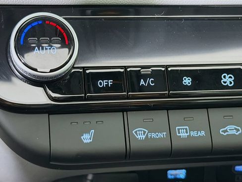 Used 2026 Hyundai Elantra SEL Sport Premium FWD image 24