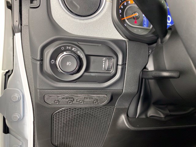 Used 2026 Jeep Wrangler Unlimited Sahara AWD/4WD image 26