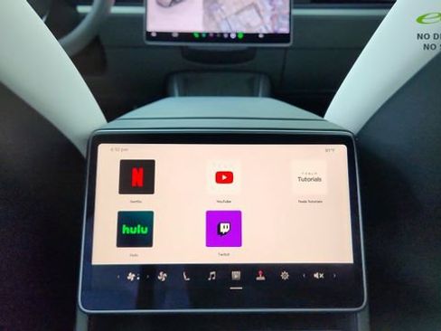 Used 2026 Tesla Model Y Long Range RWD image 50