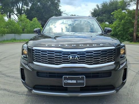 Used 2020 Kia Telluride S FWD image 7