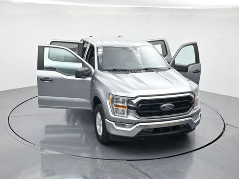 Used 2021 Ford F150 XLT image 46
