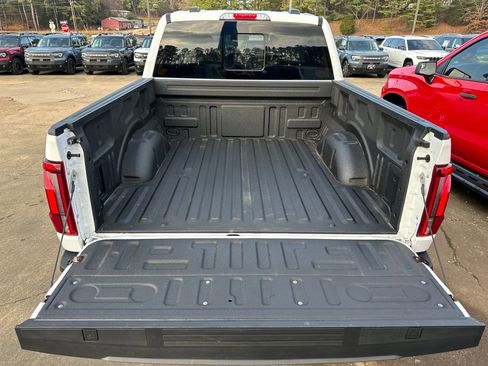 Used 2024 Ford F150 Lariat w/ FX4 Off-Road Package image 25