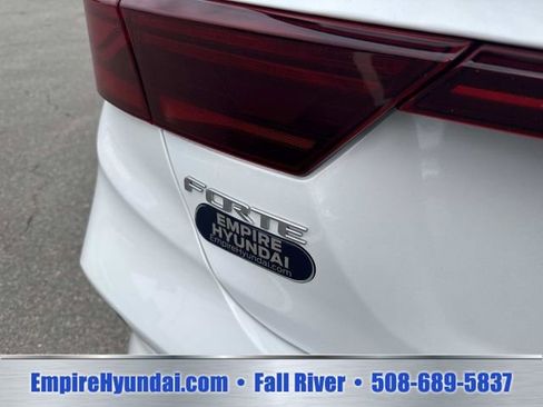 Used 2024 Kia Forte LXS FWD image 5