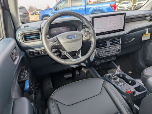 New 2026 Ford Maverick Lobo image 28