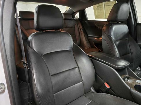 Used 2020 Chevrolet Malibu Premier image 11