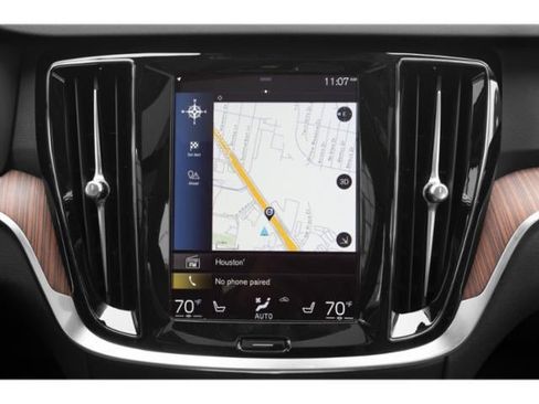 Used 2022 Volvo S60 B5 Momentum w/ Premium Package FWD image 16