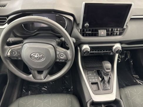 Used 2023 Toyota RAV4 XLE AWD/4WD image 24