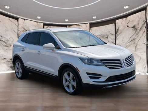 Used 2015 Lincoln MKC FWD image 13