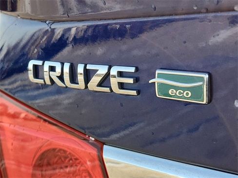 Used 2012 Chevrolet Cruze Eco image 28