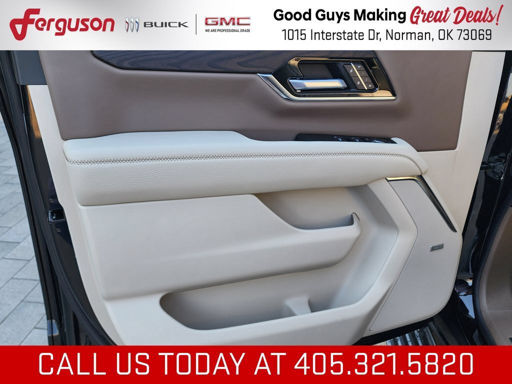 New 2026 GMC Yukon Denali w/ Denali Reserve Package AWD/4WD image 12