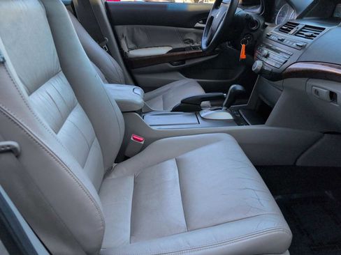 Used 2011 Honda Accord EX-L image 21