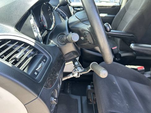 Used 2014 Dodge Grand Caravan SE w/ Quick Order Package 29E SE FWD image 20