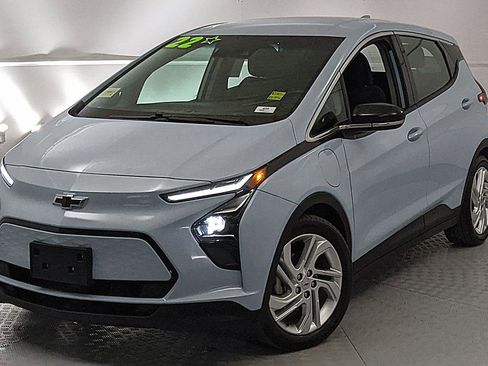 Used 2022 Chevrolet Bolt LT FWD image 6
