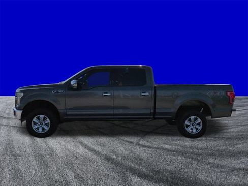 Used 2017 Ford F150 XLT w/ Equipment Group 302A Luxury AWD/4WD image 7