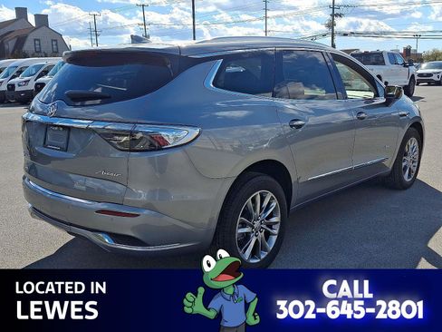 Used 2023 Buick Enclave Avenir w/ Avenir Technology Package image 7