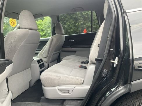 Used 2017 Honda Pilot LX image 10