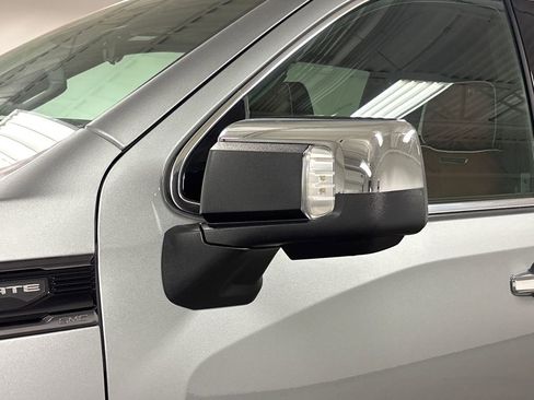 New 2026 GMC Sierra 1500 Denali Ultimate w/ LPO, Black Badging Package AWD/4WD image 11