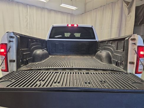 Used 2024 RAM 2500 Big Horn image 12