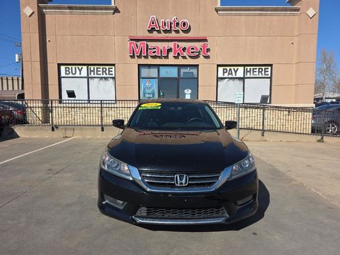 Used 2014 Honda Accord Sport image 2