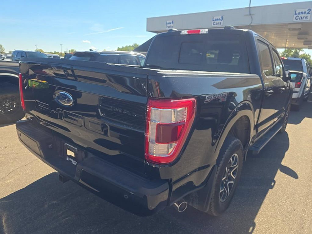Used 2022 Ford F150 Lariat w/ Equipment Group 502A High AWD/4WD image 4