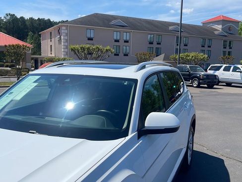 Used 2021 Volkswagen Atlas SEL image 11