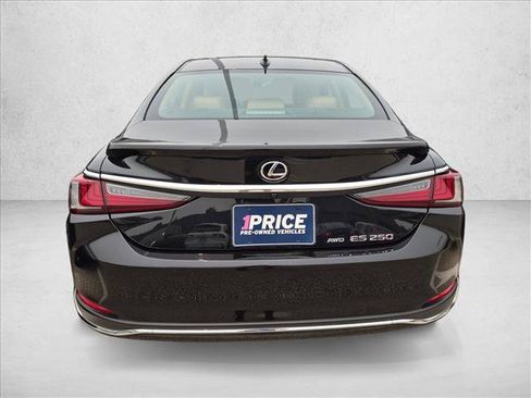 Used 2022 Lexus ES 250 w/ Premium Package AWD/4WD image 5