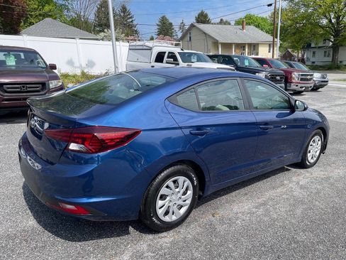 Used 2019 Hyundai Elantra SE FWD image 6