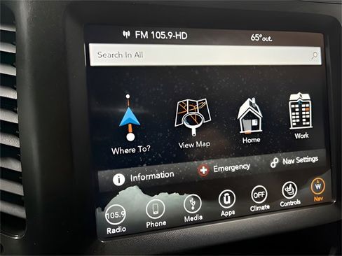 Used 2019 Jeep Cherokee Trailhawk image 6