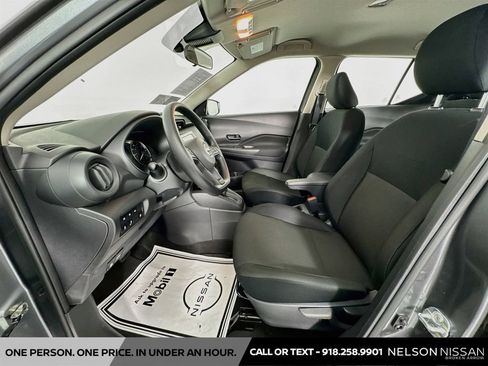 Certified 2025 Nissan Kicks Play S FWD image 19